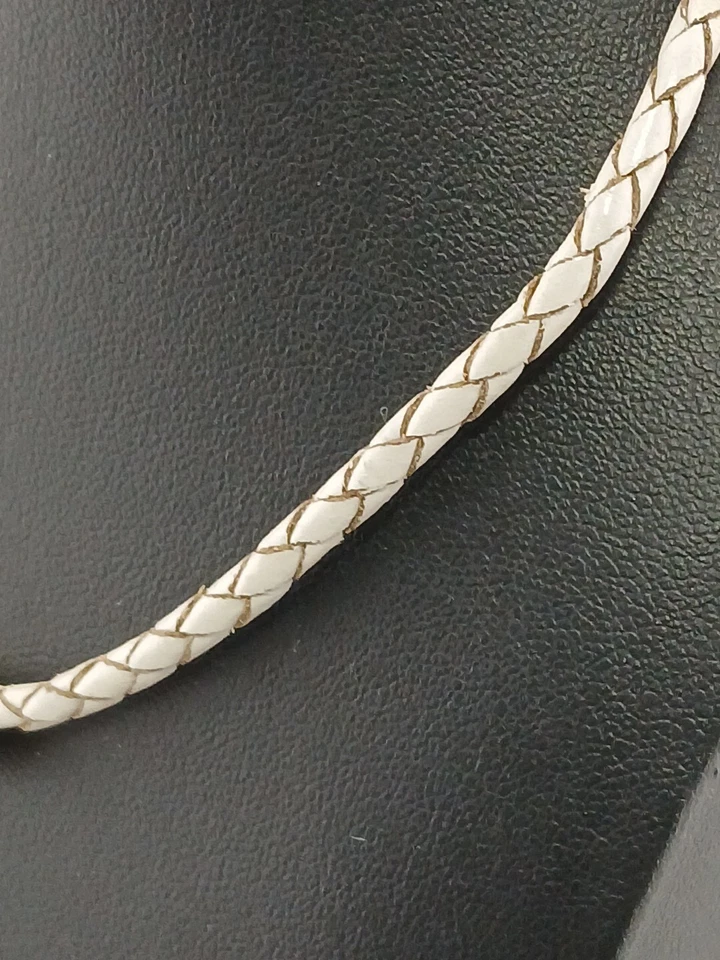 GUESS Collar Chocker Hamsa Piedras Transparentes Tono Dorado Cuero Trenzado Blanco Foto 4 de 4