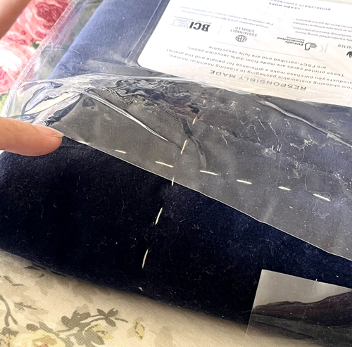 Pottery Barn NAVY Velvet Handcrafted Box Stitch Set of 2 STANDARD SHAMS - NEW - Picture 3 of 3