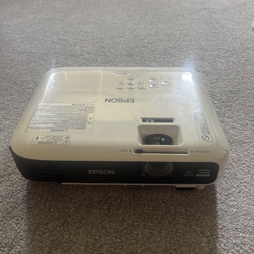 Proiettore Epson EB-U04. Lampadina sparita ma funzionava bene fino a questo punto.