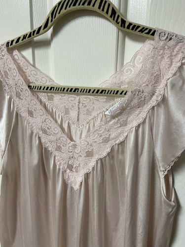 Vintage Vanity Fair hellrosa Nylon Nachthemd Kurzarm Spitze Gr. Small - Bild 5 von 13