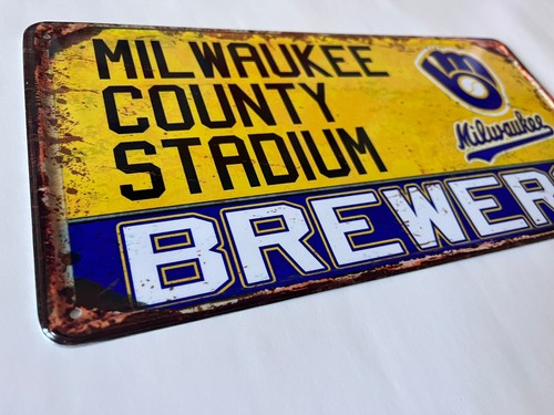 Metal sign Milwaukee Brewers vintage Milwaukee Brewers home stadium street sign - Picture 9 of 16