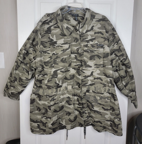 Damen DKNY Camouflage Jacke Übergröße 3X gebraucht, in einwandfreiem Zustand