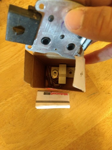 Alternator Brush Set Motorcraft GC-402 Ford Genuine OEM Auto Part E43Z-10320-A - Picture 3 of 3