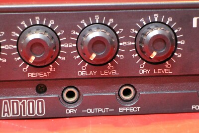 Vintage USED Maxon AD 100 Echo Analog Delay Effect Unit U1124