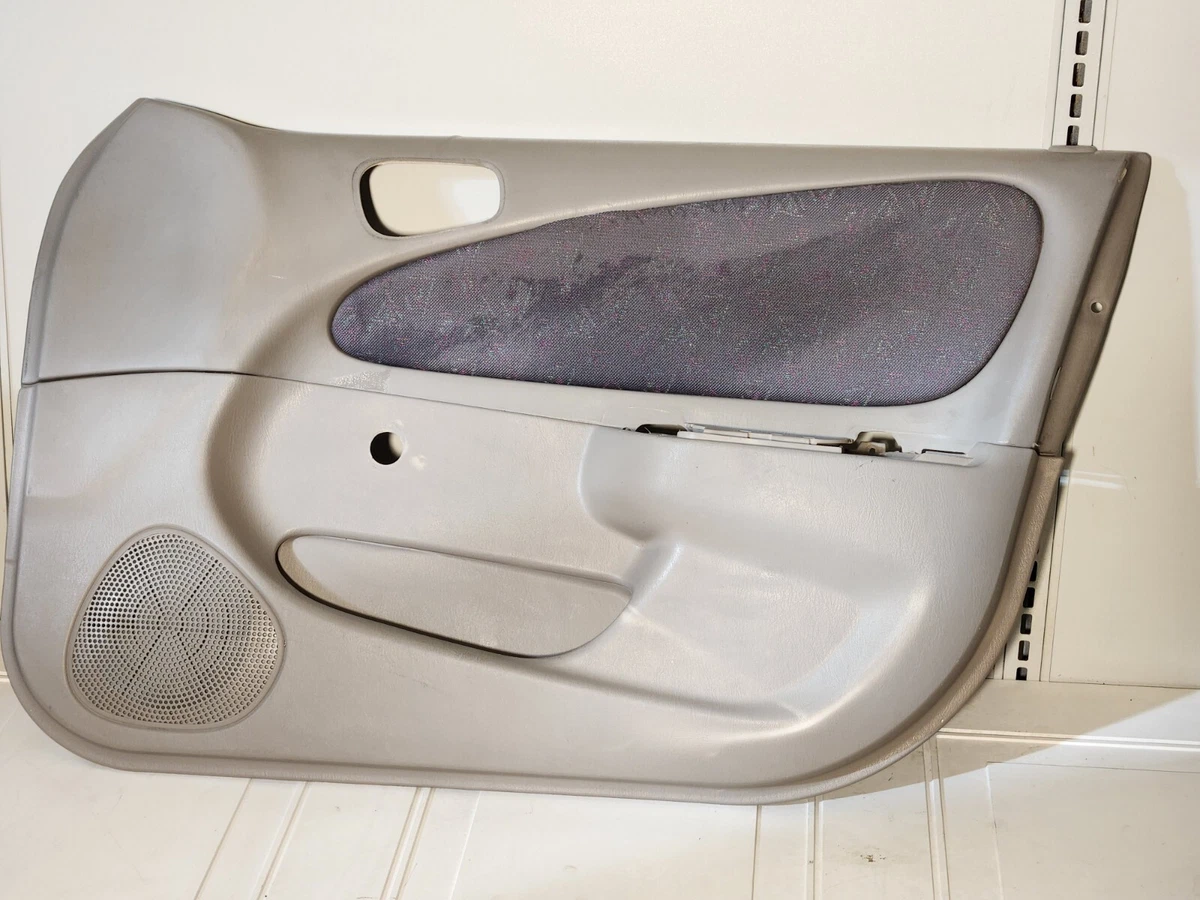 2002 toyota corolla door panel deals