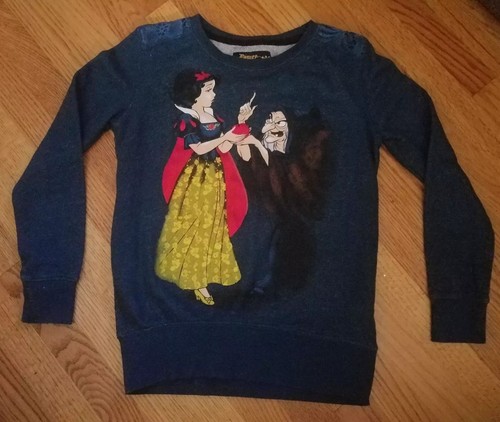 DISNEY SNOW WHITE HAG FAIRYTALE DESIGNER COLLECTION SWEAT SHIRT Blue Small EUC! - Picture 5 of 6