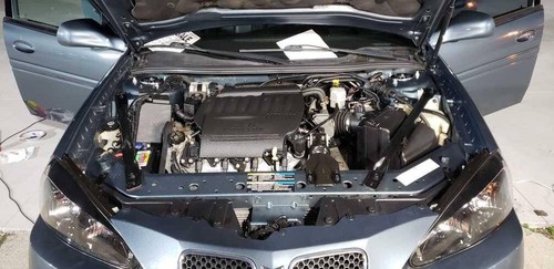 2006 Pontiac Grand Prix GXP - Picture 4 of 11