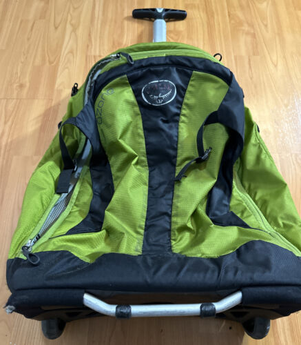 Osprey Ozone Road LT Gepäcktasche auf Rädern grün 22"" hoch rollend - Bild 2 von 16