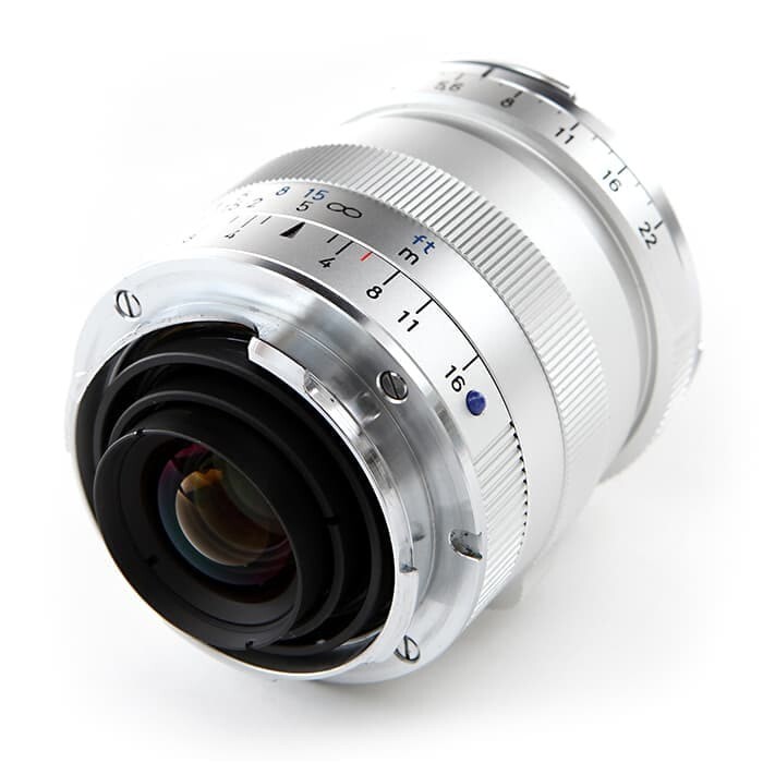 Carl Zeiss BIOGON T* 28mm F2.8 ZM Silver Leica M mount New