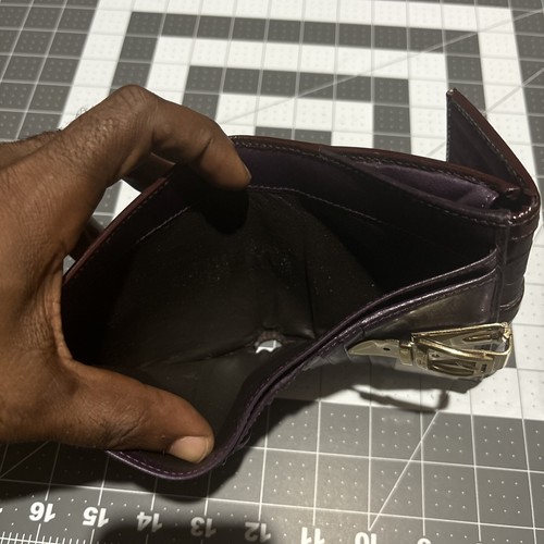 Gucci Trifold Wallet (VIOLET) - Picture 7 of 11