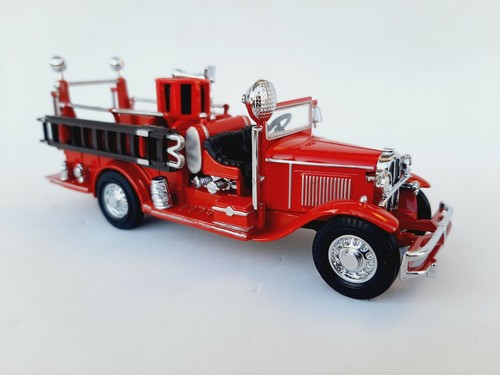 1/43 o scale matchbox (actual 1/46) YFE09 1932 Ford AA open cab truck fire - Picture 7 of 10