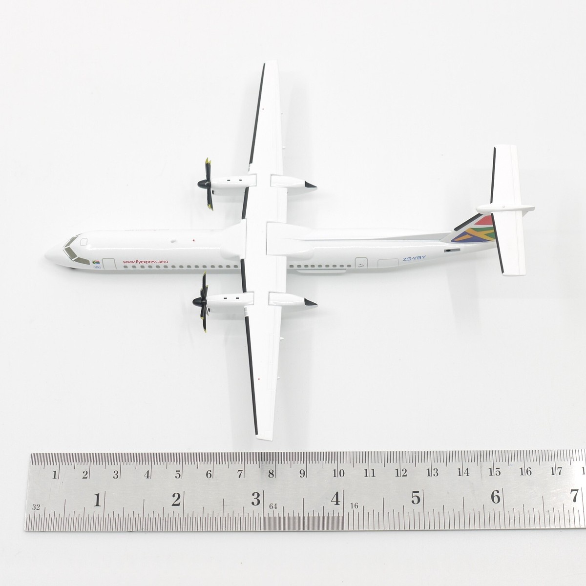航空機・ヘリコプター 1/200 South African Express Dash 8 Q400 ScaleModelStore.com :: Hogan 1:200 - 5651 - South African