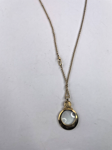 Magnifying Glass on Long 34 Inch Gold Tone Chain with Lobster Clasp - Vintage - Picture 2 of 7