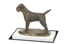 Image of Border Terrier - figurine with a dog on a white wooden base Art Dog UK