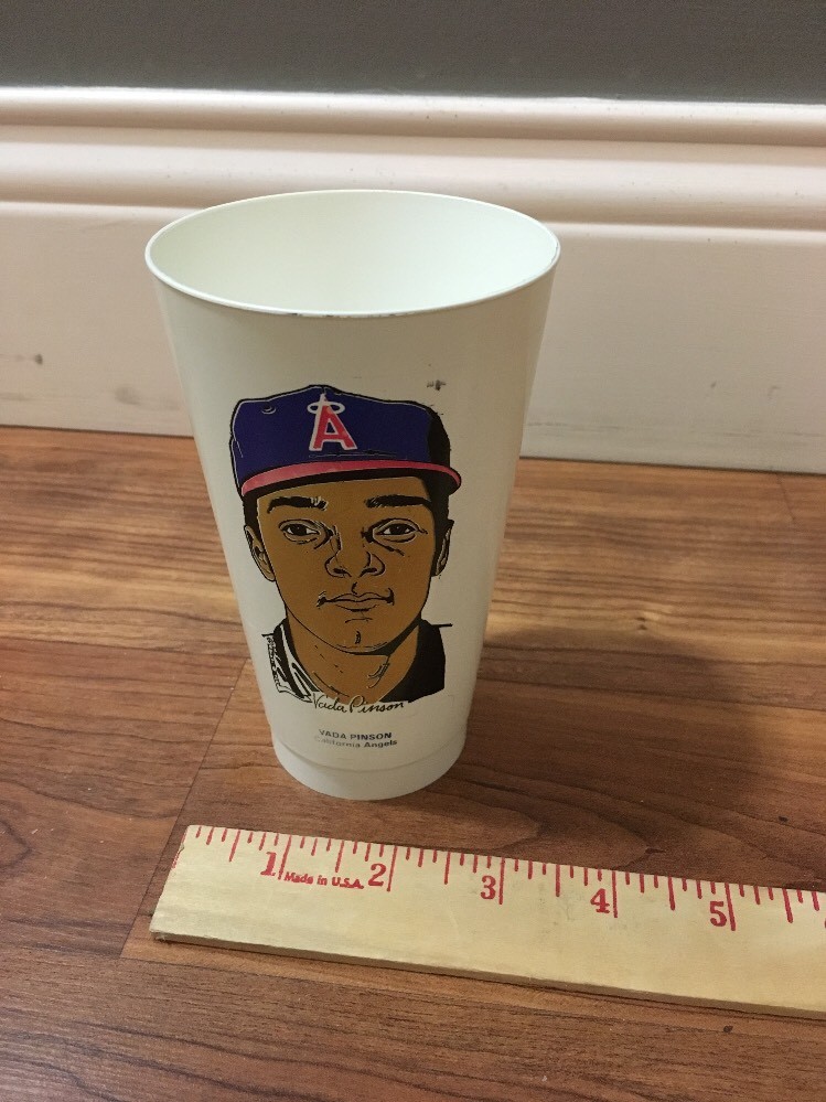 1972-1973 7-11 SLURPEE CUP VADA PINSON #28 CALIFORNIA ANGELS SEVEN