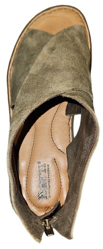 Born Iwa Green Suede Leather Open-toe Sandal U.S. Size 7M BR0018429 CQF20 - Picture 9 of 12