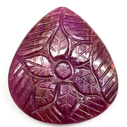 59 Cts Unheated Natural Ruby Hand Carved 32x30mm Huge Pendant Size Gemstone - Picture 7 of 21