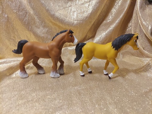 Lakeshore Precious Ponies Clydesdale & Tan Horse Farm Stable Figures Lot Of 2 - Picture 3 of 8