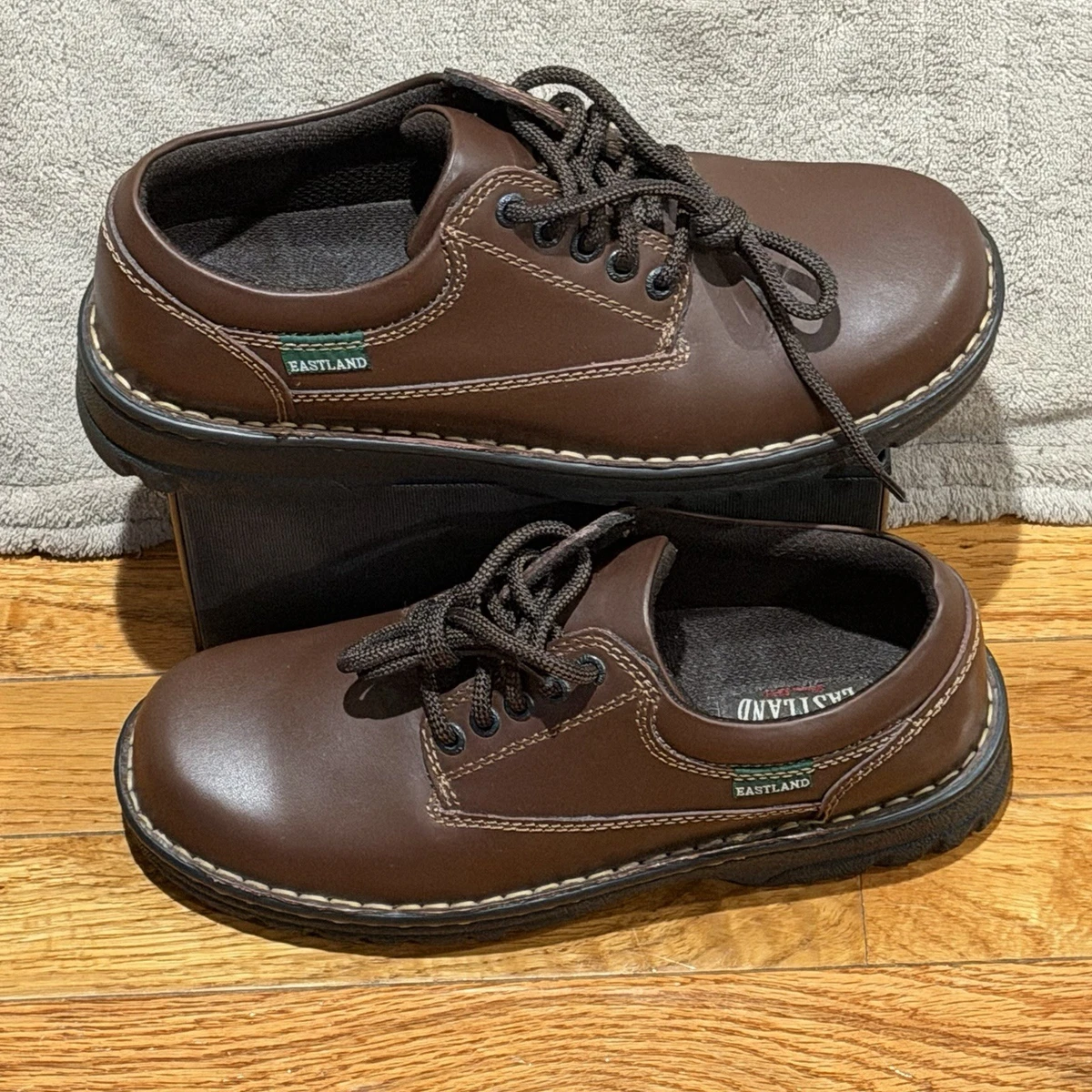 Eastland M Oxford Leather Upper Comfort Shoes for Women for  display picture 1