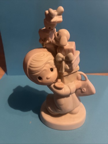 1982 Precious Moments "BUNDLES OF JOY" Figurine E-2374 w/o box  Good Condition - Picture 5 of 8