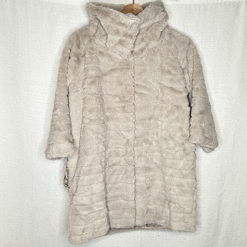 Piazza Roma Beige Faux Fur Coat Jacket Womens S Made in Italy Quiet Luxury Soft - Picture 6 of 9