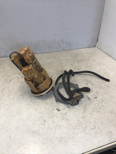Yamaha YZF R6 2010 Fuel Pump - Picture 1 of 8