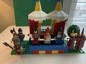 LEGO Castle: Knight's Challenge (6060) 100% Complete with Instruction