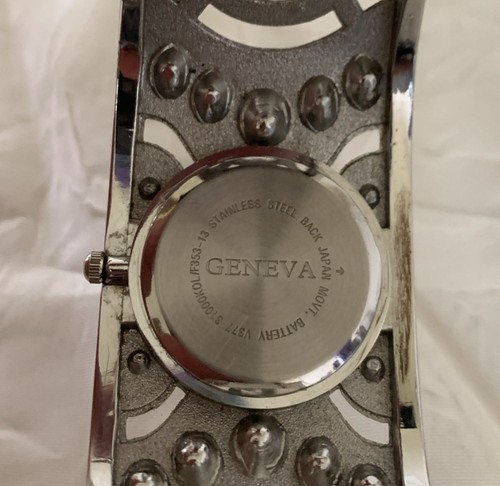 Women's Geneva Bangle Cuff Watch New Battery 6/25 Wide Rhinestones READ - Picture 3 of 8