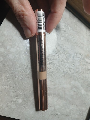 L'Oreal Paris Magic Lumi Highlighter #864 MEDIUM 0.05 fl. oz New - Picture 1 of 1