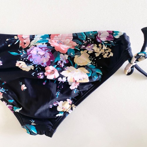 NEW Oneill Girls “Rosetta” Ruffle Bralette swim set in black -Size 10 - Picture 6 of 13