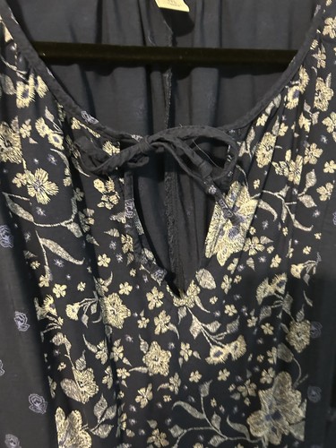 Old Navy Blue Dress with White flowers. Size XXL - Picture 2 of 8