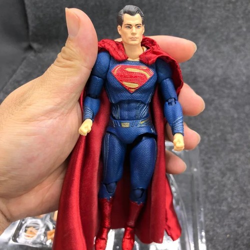 16cm DC Superman MAFEX 057 Justice League Super Man Actionfigur Sammlung - Bild 17 von 23