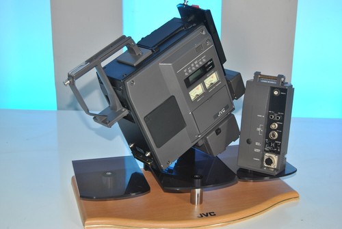 Working Vintage Video JVC BR-S411E SVHS Recorder Player + KY17 Camera Parts + - Picture 1 of 18