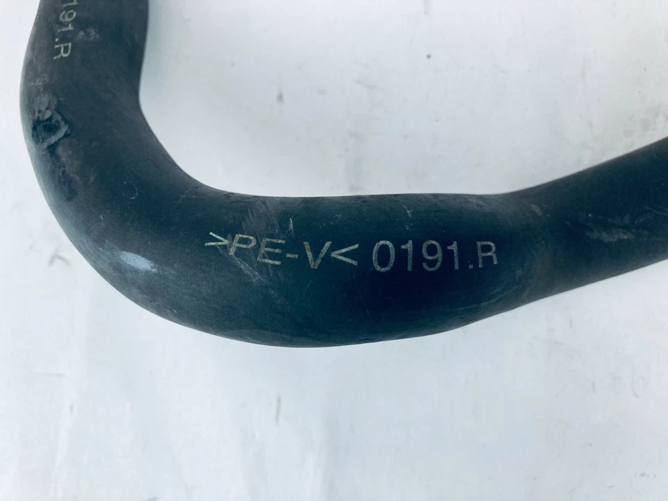 Mangueira de líquido de arrefecimento do radiador 2008 MERCEDES S 550 W221 2215010282 C29 - Imagem 3 de 4