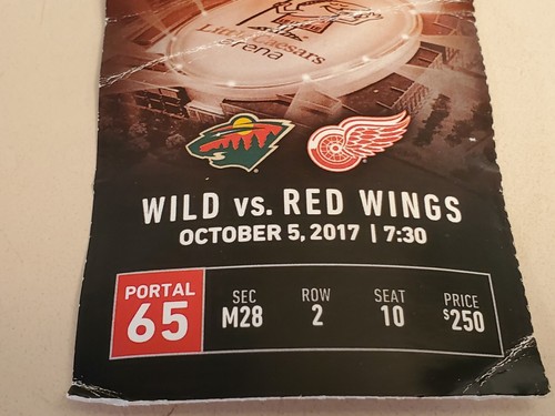2017 NHL Detroit Red Wings Ticket Stub. OCT 5 2017 v Phoenix Coyotes. LCA Opener - Picture 3 of 9