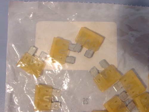 *Bag of 25 Imperial 72187 ATO/ATC 25 Automotive Fuses (QTY 25) - Picture 3 of 5