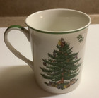 Spode Christmas Tree Pattern Green Trim 11oz Coffee Tea Mugs 1938 S3324-A20 New