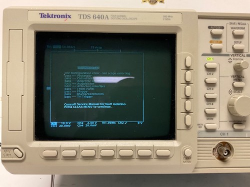 Osciloscopio digitalizador de 4 canales Tektronix TDS 640A TDS640A 500 MHz 2GS/s GPIB - Imagen 7 de 12