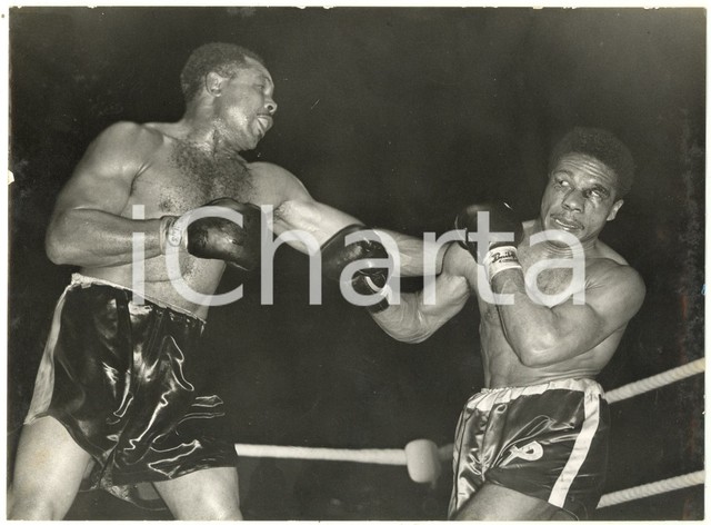 1956 LONDON BOXE World Light-heavyweight Title - Yolande POMPEY vs Archie MOORE 1956 LONDON BOXE World Light-heavyweight Title - Yolande POMPEY vs Archie MOORE
