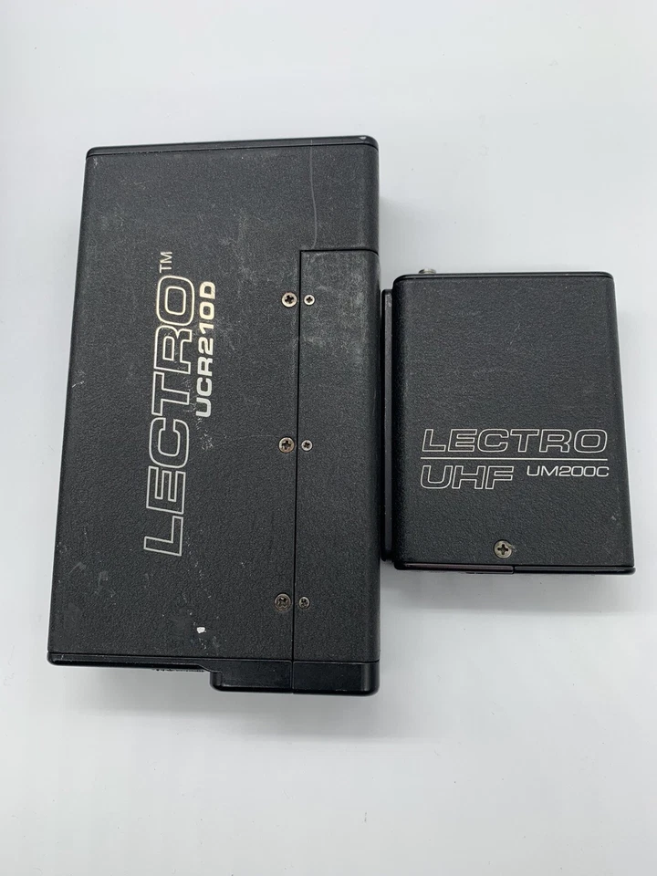 LECTROSONICS UCR210D+UM200C Combo Block 25 (640.0 - 665.5MHz) - NO ANTENNAS - Image 3 of 4