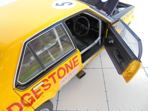 AUTOart HOLDEN LH TORANA L34 OPTION. BROCK / SAMPSON #5 BATHURST WINNER 1975. - Picture 4 of 7