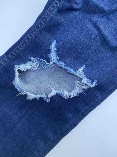 Free People Distressed Skinny Jeans. Indigo Blue. W29 / L26 - Picture 3 of 6