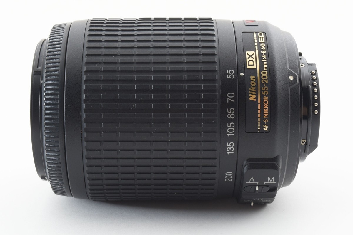 Nikon DX AF-S NIKKOR 55-200mm F/4-5.6 G ED VR w/hood [Exc+++