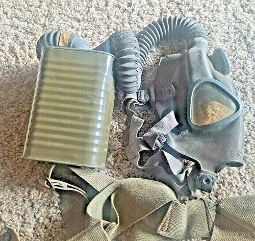 WWII U.S. Army Service Gas Mask Canister Carrying Bag Firestone 7/42 - Picture 3 of 10