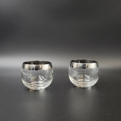 MCM Dorothy Thorpe Style Roly Poly Silver Band Cocktail Glasses Vintage Barware - Bild 1 von 6