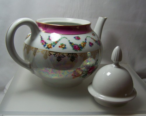 Vintage Bavaria Schumann Luster Iridescent Teapot Rose Swags + Pink & Gold Trim - Picture 7 of 9