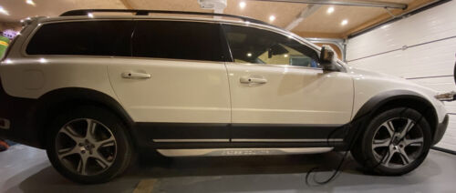 Side Skirts for Volvo XC70 (2007 - 2016) - Picture 1 of 8