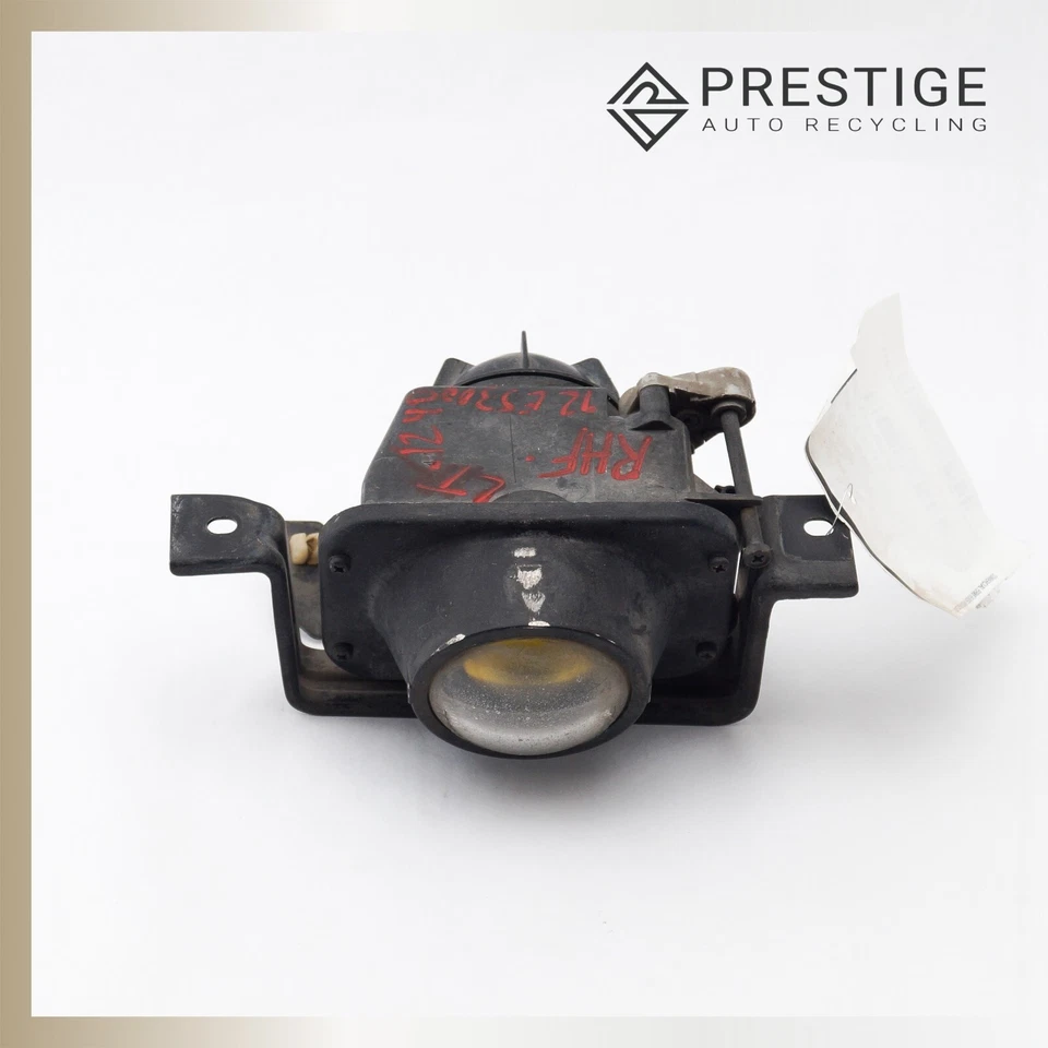 1992-1994 LEXUS ES300 Fog Light Lamp Right 81210-33020 OEM - Imagem 2 de 4