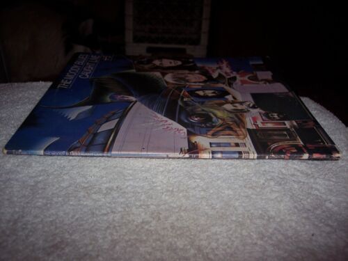THE MOODY BLUES--CAUGHT LIVE +5 no splits *JACKET ONLY* #38 - Foto 3 di 4