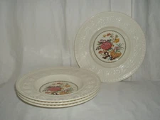 4 Wedgwood Wellesley Bull Finch Rimmed Soup Bowls